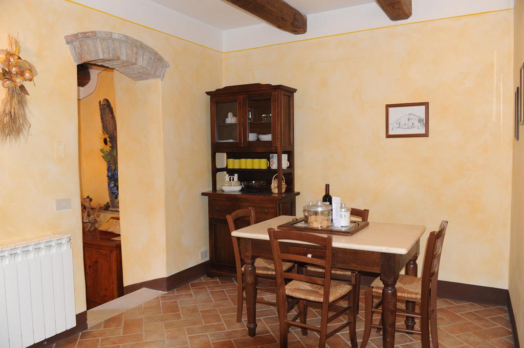 Agriturismo Erta Casole d'Elsa Exterior photo