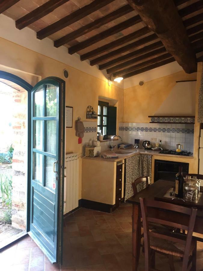 Agriturismo Erta Casole d'Elsa Exterior photo